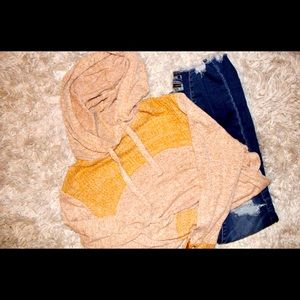 Light weight hoodie SOLD